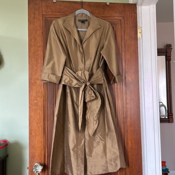 Silk button-up shirt dress with wrap - Picture 6 of 7